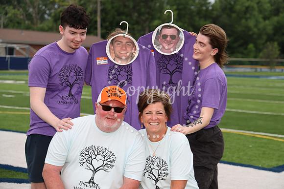Family Portraits  (79)