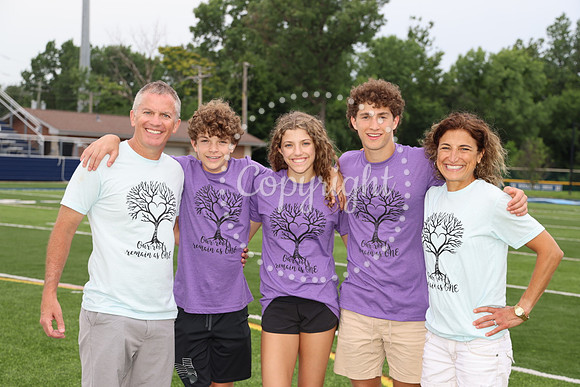 Family Portraits  (97)