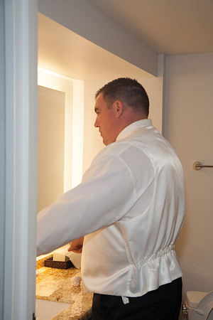 Guys Getting Ready (26)