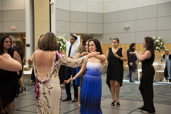 Dancing  (68)