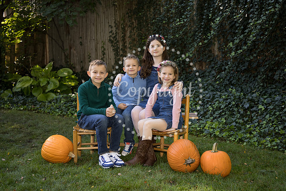 AY2A9200Monica's Family