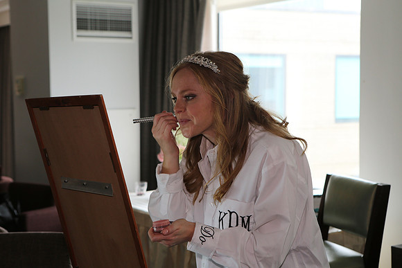 Girls Getting Ready (89)