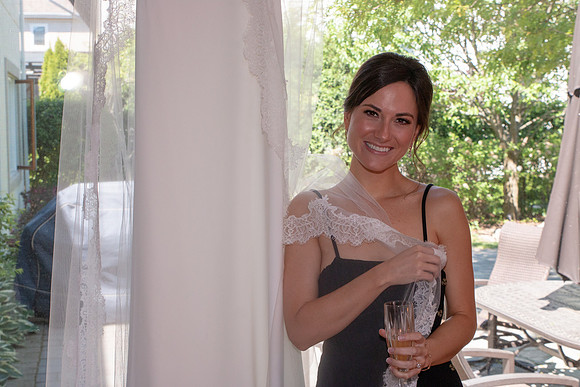Girls Getting Ready (103)