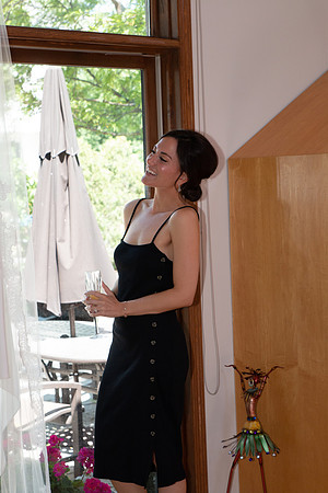 Girls Getting Ready (98)