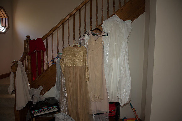 Girls Getting Ready (53)