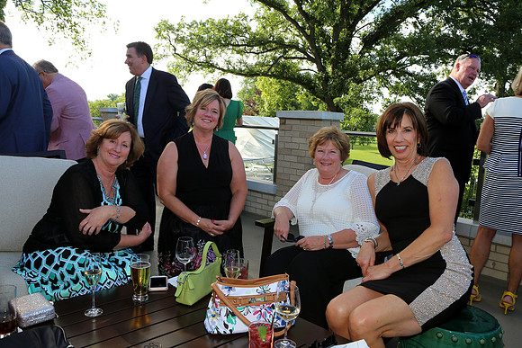 Cocktails on the Patio (41)