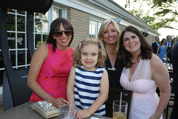 Cocktails on the Patio (48)