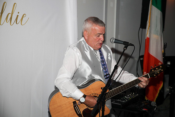 Eddie and the Band  (60)