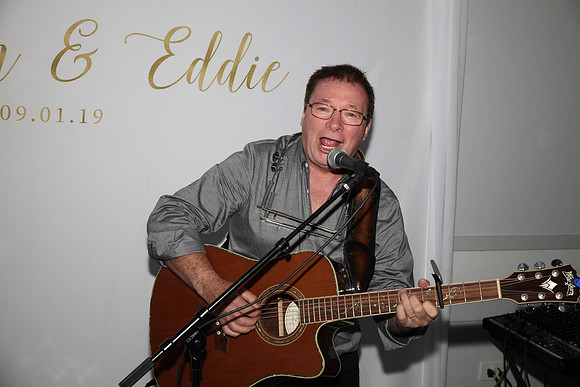 Eddie and the Band  (52)