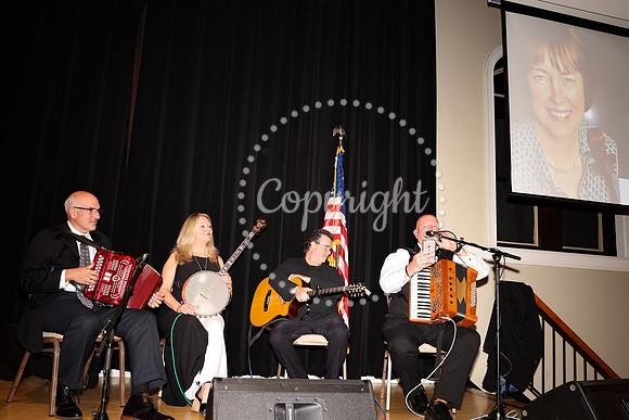 AY2A0463-115