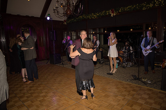 Murphy's Holiday Party 2021_448