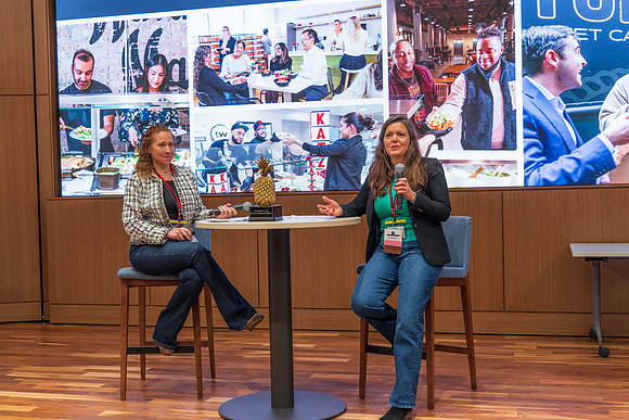AY2A1145