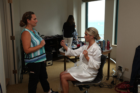 Girls Getting Ready (405)