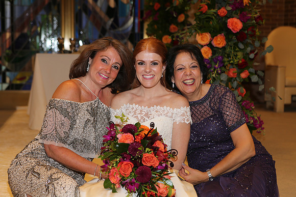 Family Portraits (99)