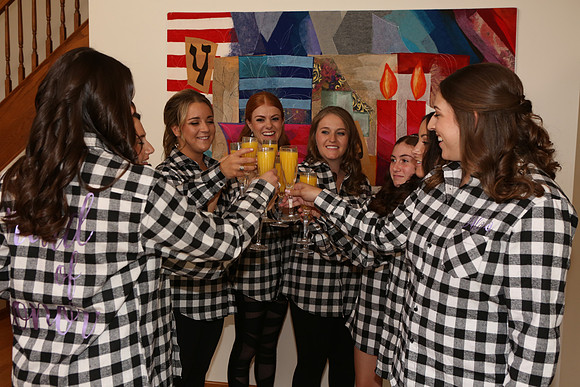 Girls in Checks (47)