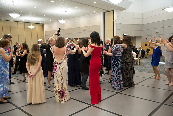 Dancing  (25)