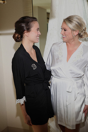 Girls Getting Ready (296)