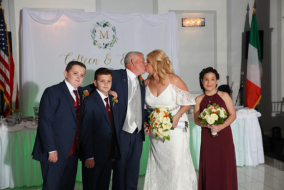 Family Portraits  (101)