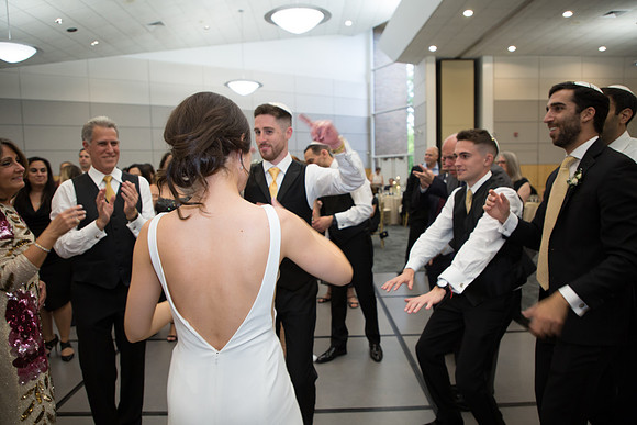 Dancing  (232)