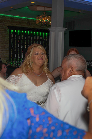 Dancing  (20)
