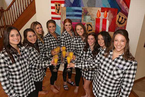 Girls in Checks (33)