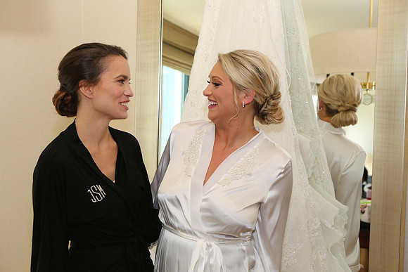 Girls Getting Ready (262)