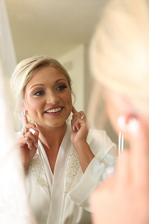Girls Getting Ready (225)
