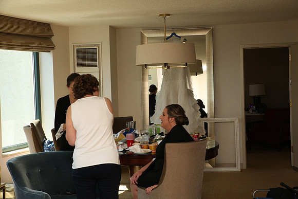 Girls Getting Ready (350)