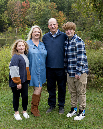 AY2A2384Monica's Family
