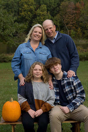 AY2A2257Monica's Family