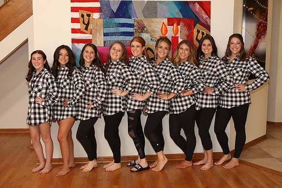 Girls in Checks (92)