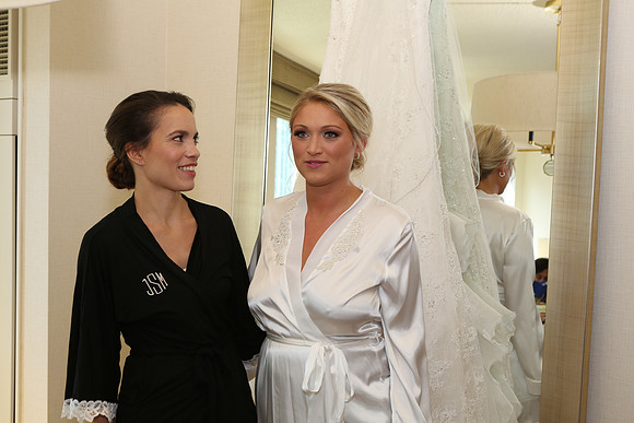 Girls Getting Ready (259)