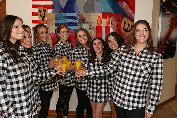 Girls in Checks (35)