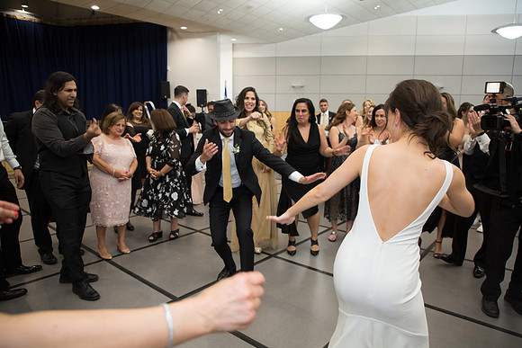 Dancing  (252)