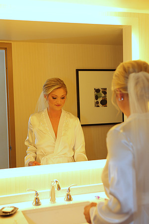 Girls Getting Ready (394)