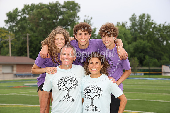 Family Portraits  (118)