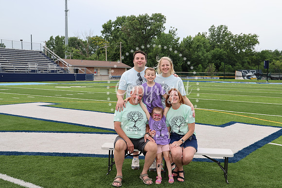 Family Portraits  (40)