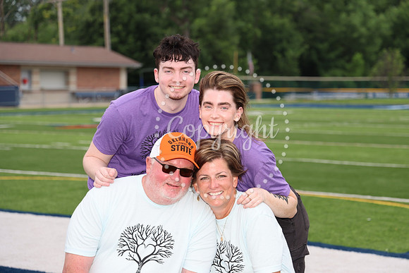 Family Portraits  (93)