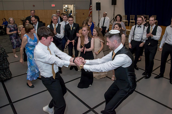 Dancing  (281)
