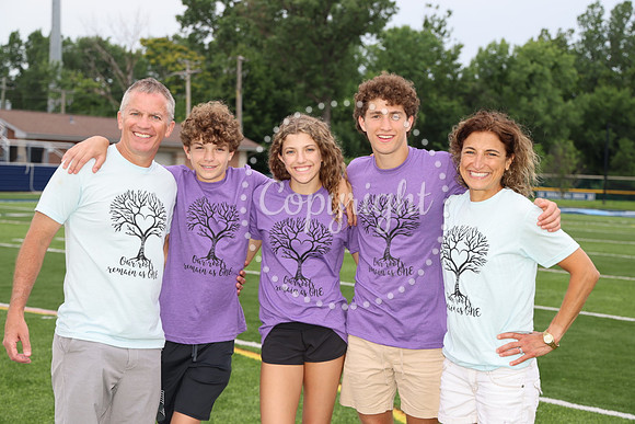 Family Portraits  (101)